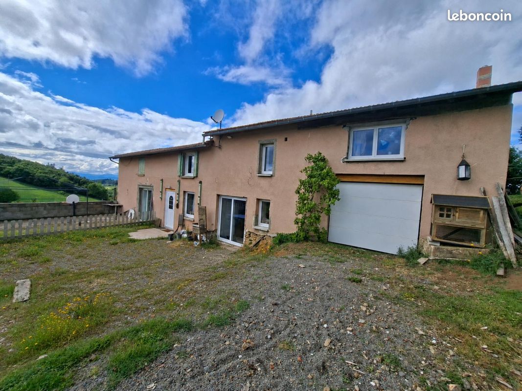 Maison 7 pièces 183 m² · à Sainte-Colombe-sur-Gand · 183 m² · 249 000 €