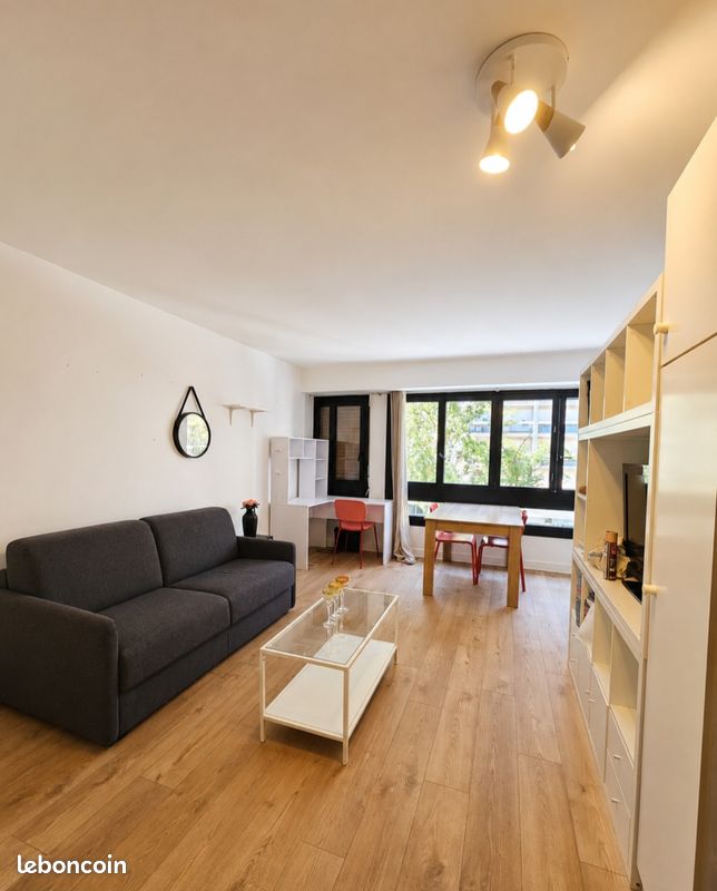 Appartement 1 pièce 28 m² · à Paris · 28 m² · 1 390 €