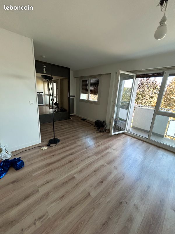 Appartement a louer fontenay-aux-roses - 3 pièce(s) - 78 m2 - Surfyn