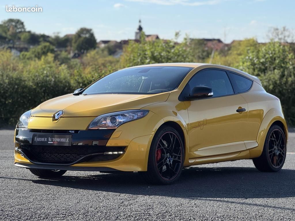 RENAULT MEGANE Mégane Coupé 2.0i 16V - 265 III COUPE Trophy PHASE 1 (image 1)