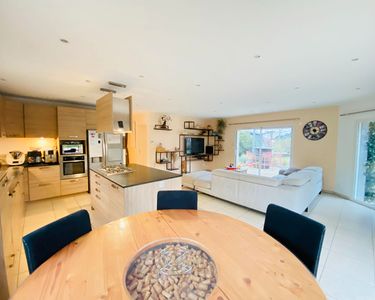 Maison 620 000 € - 120 m²