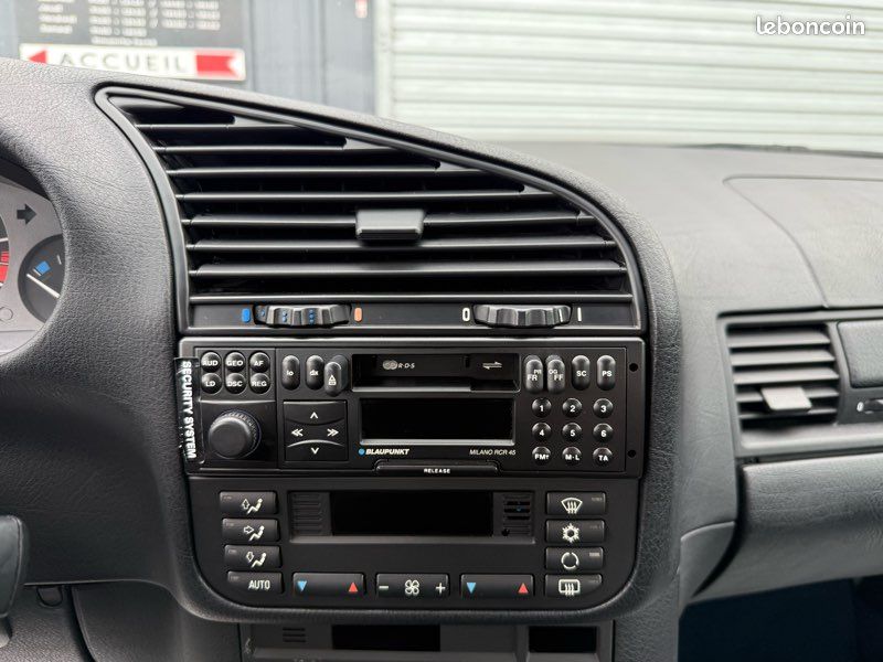 BMW SÉRIE 3 E36 320i 150cv 6 Cylindres Première Main (image 12)