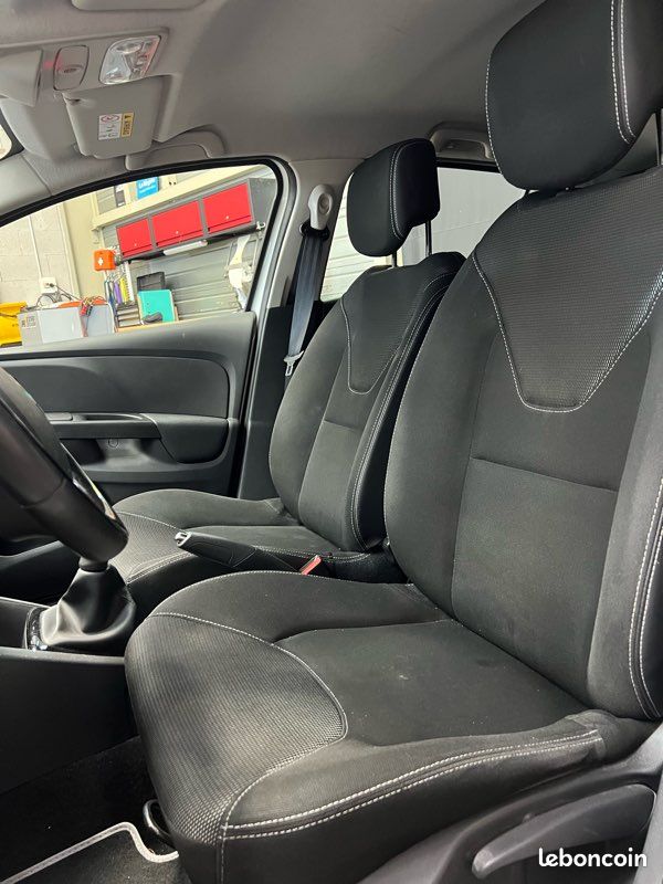 RENAULT CLIO IV 1.5 dCi 75 – Climatisation – Suivi entretien – Distribution à jour (image 6)