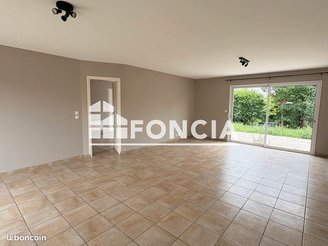 Maison 4 pièces 120 m² · à Niort · 120 m² · 1 020 €/mois