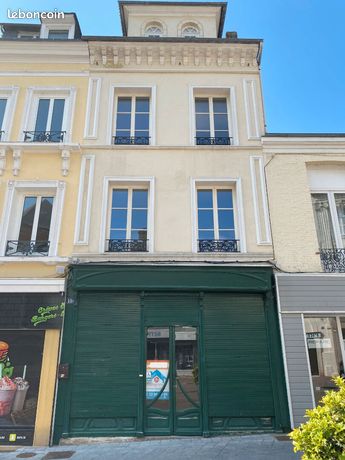 Immeuble 6 pièces 104 m²
