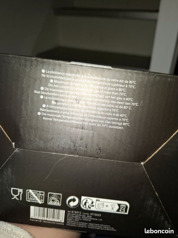 Coffret bouteille Crâne 5 pièce 1 bouteille 4 verre (image 3)