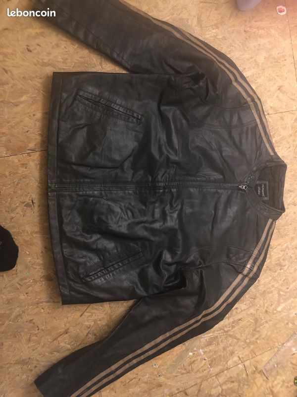 Vestes 40 (image 1)