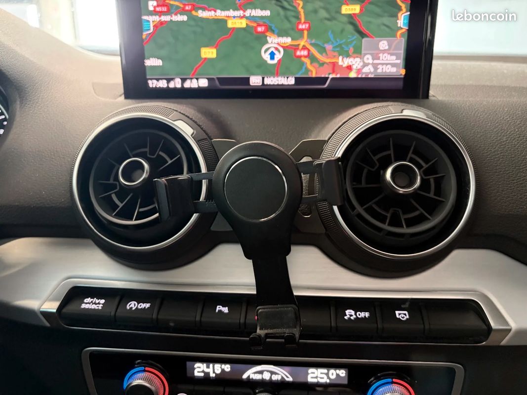 AUDI Q2 Q2 40 TFSI 190 S tronic 7 Quattro S Line (image 17)