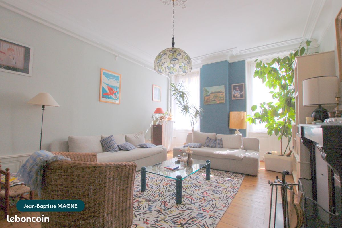 Appartement 6 pièces 155 m² · à Clermont-Ferrand · 155 m² · 296 000 €