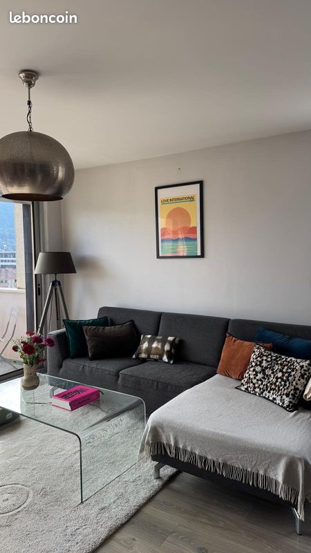Appartement 3 pièces 85 m² · à Annecy · 85 m² · 1 800 €/mois