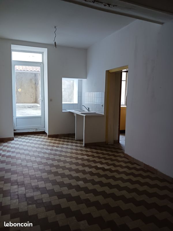 Maison 6 pièces 140 m² · à Mareuil en Périgord · 140 m² · 80 000 €