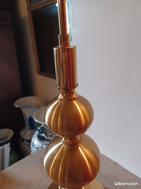Grande lampe Hollywood dorée (image 4)