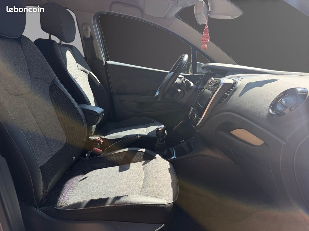RENAULT CAPTUR (2) 1.3 TCE 130 FAP ZEN 130Ch Garantie 12 mois (image 7)