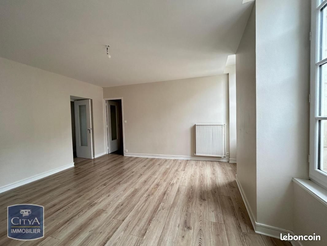 Appartement 3 pièces 58 m² · à Laval · 58 m² · 590 €