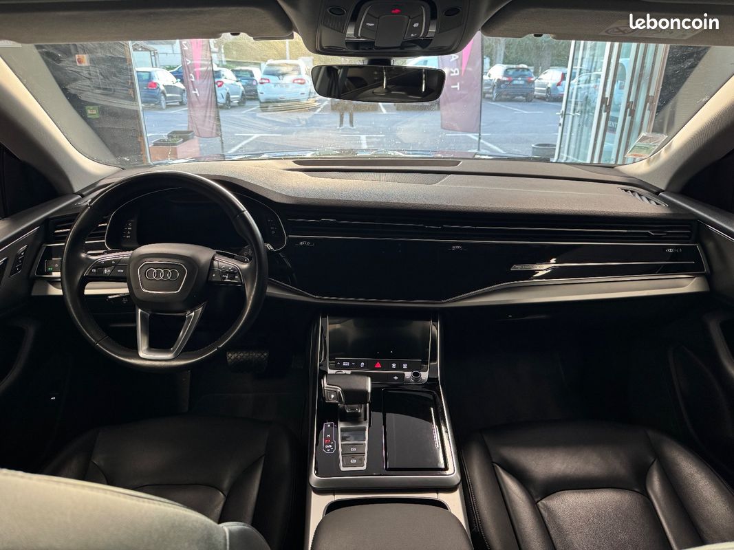 AUDI Q8 Q8 45 TDI 231 Tiptronic 8 Quattro / CarPlay / Caméra de recul / Sièges éléctriques (image 9)