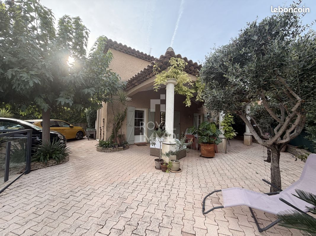 Maison 5 pièces 111 m² · à Cuers · 111 m² · 450 000 €