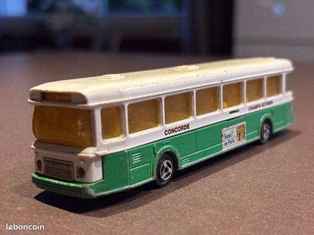 Miniature Autobus SAVIEM SC10U de la RATP de 1965 Ligne 250 PARIS