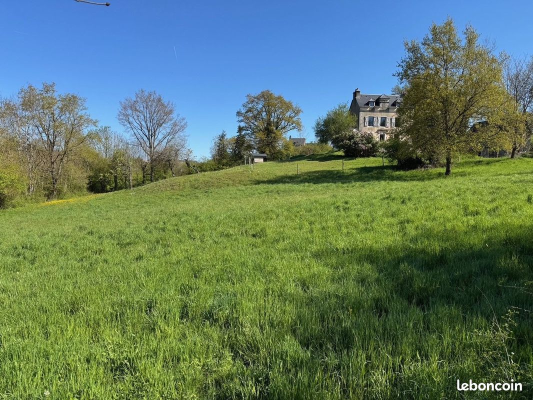 Terrain 841 m² · à Montrozier · 841 m² · 38 000 €
