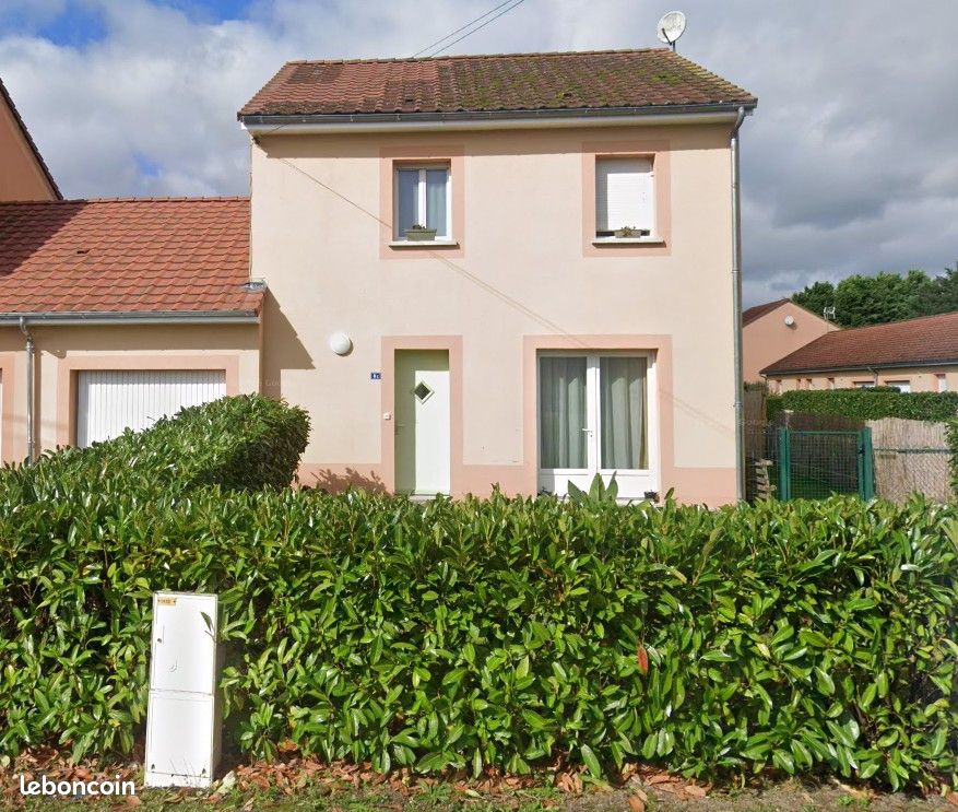 Maison 5 pièces 106 m² · à Châtillon-sur-Indre · 106 m² · 765 €