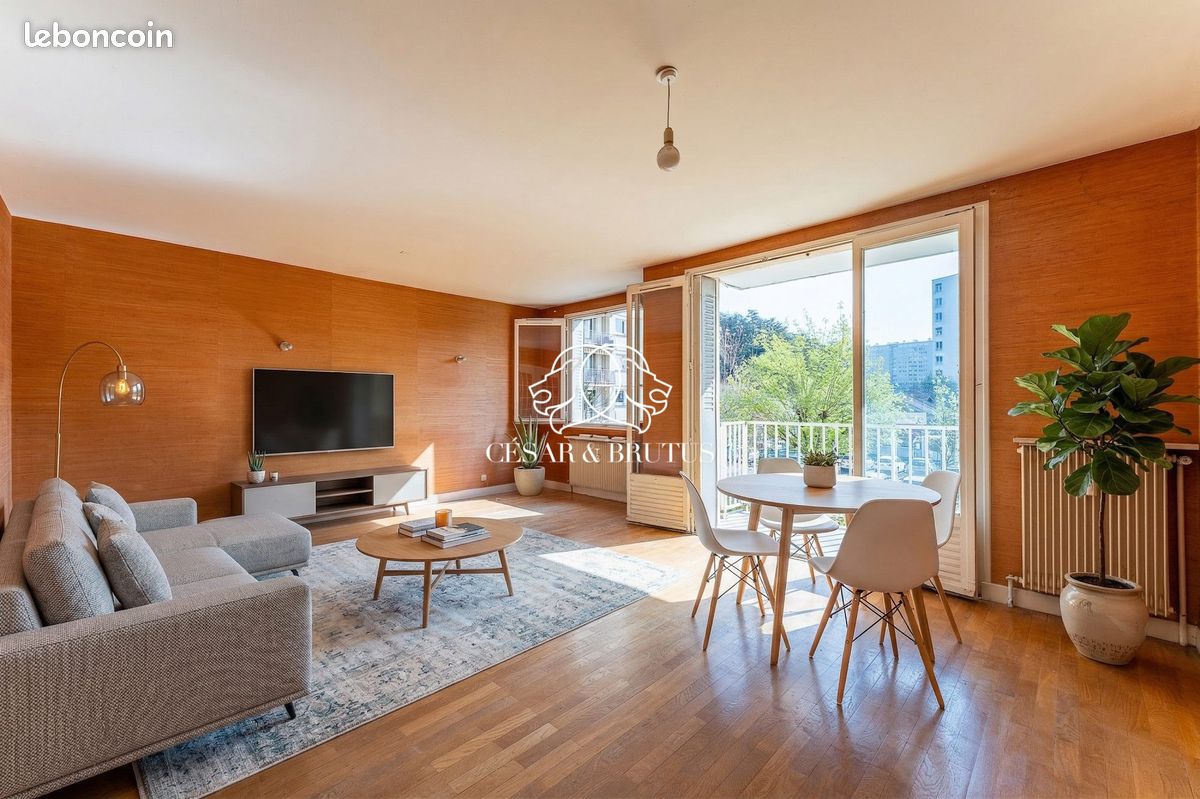 Appartement 3 pièces 79 m² · à Oullins-Pierre-Bénite · 79 m² · 235 000 €