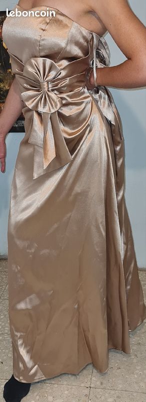 Robe de mariée réglage lassé dos taille 42 à 48 (image 7)