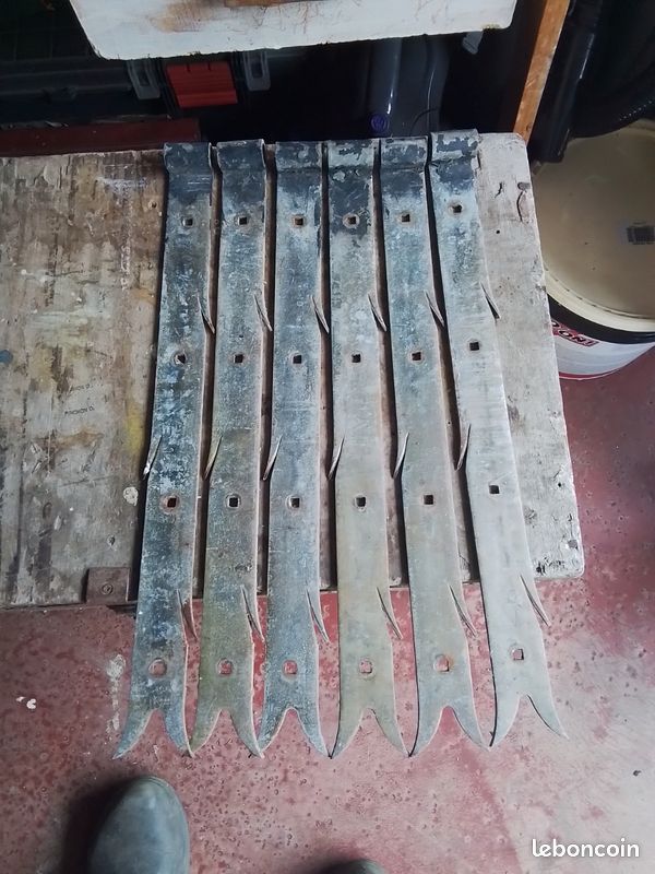 Vend penture pour volets (image 1)