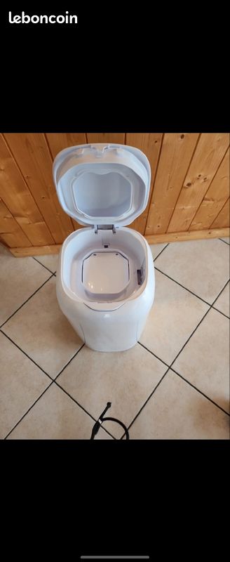 Poubelle à couche (image 2)