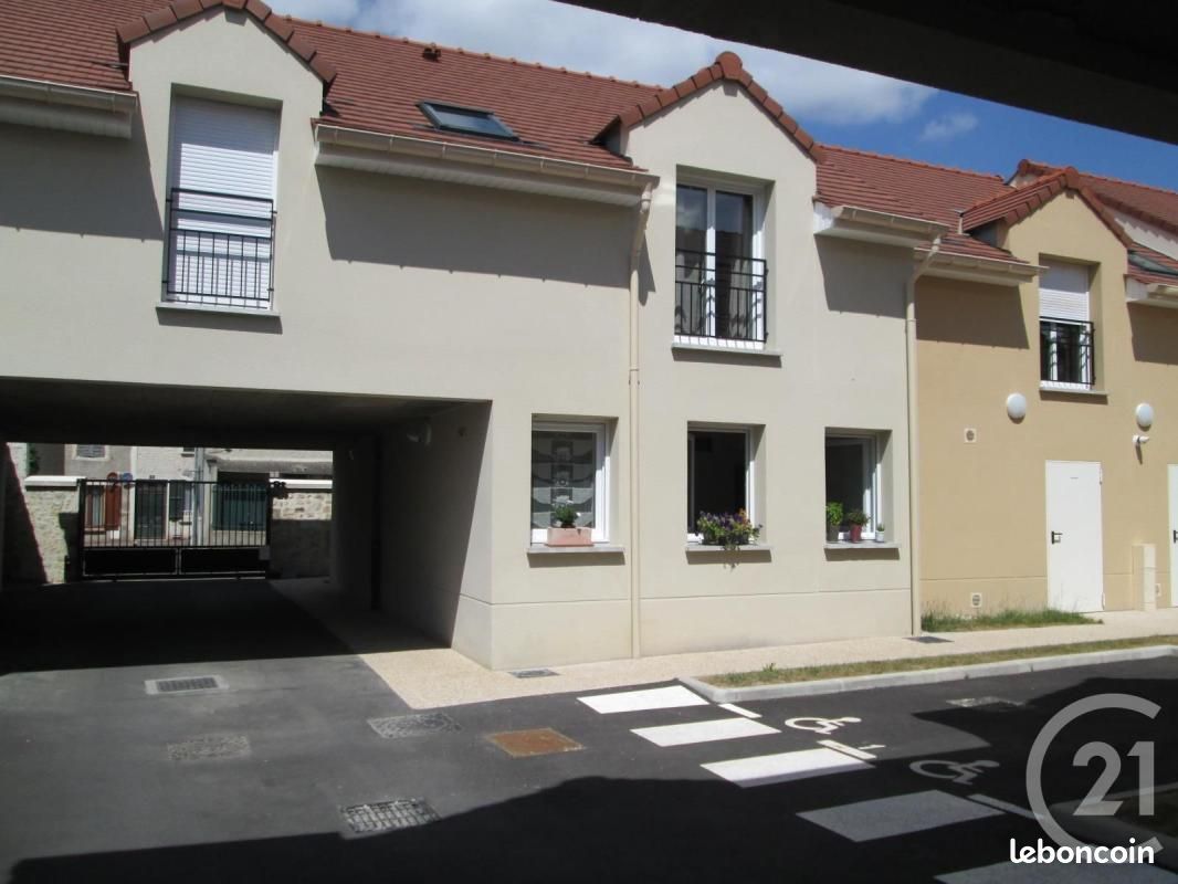 Appartement 1 pièce 27 m² · à Étréchy · 27 m² · 590 €/mois