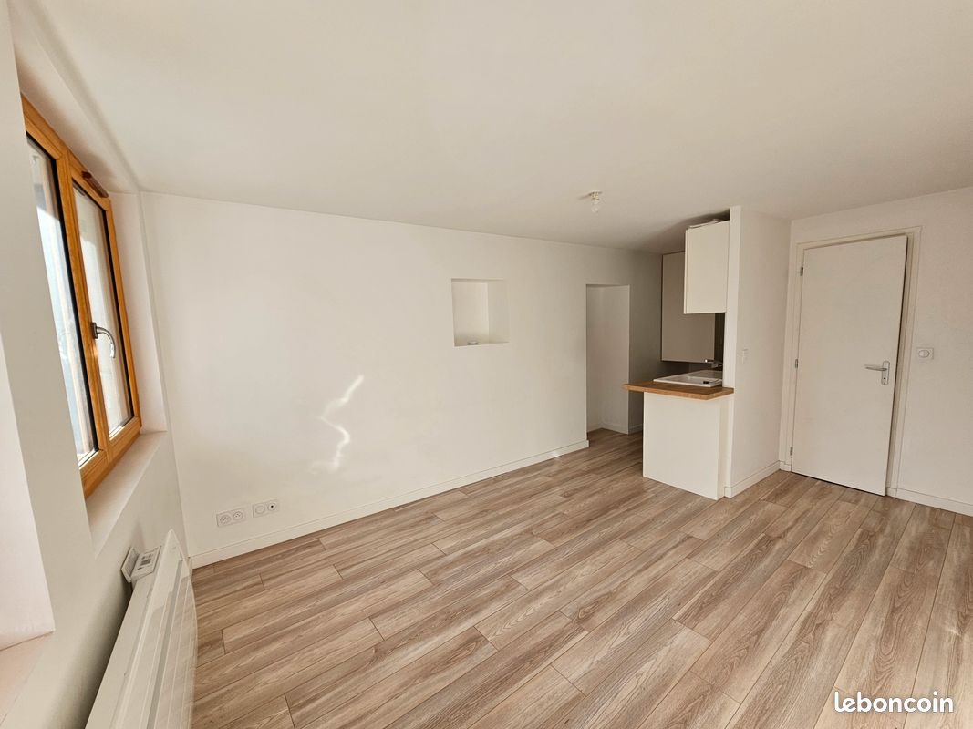 Appartement 1 pièce 20 m² · à Lans-en-Vercors · 20 m² · 458 €/mois