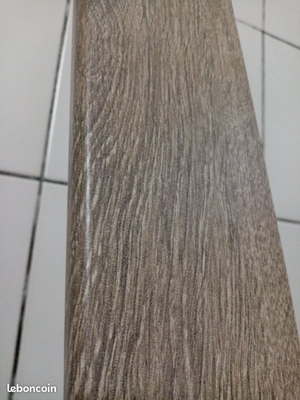 Plinthe pour parquet flottant (image 2)