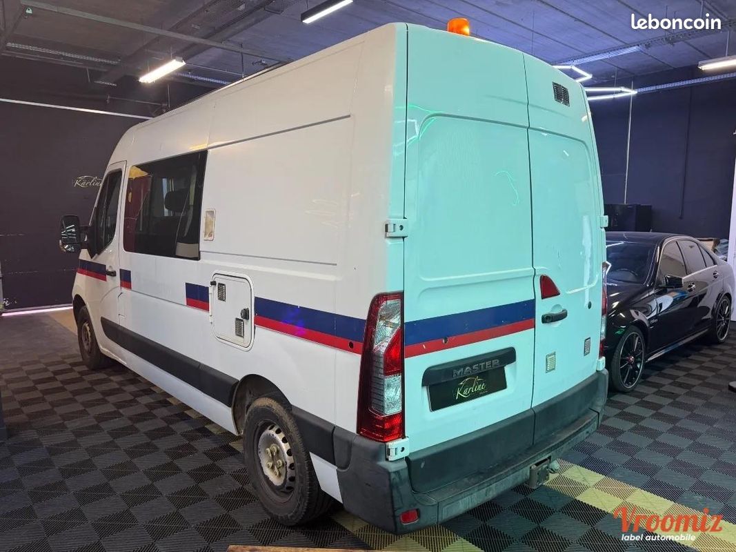 Renault Master Vu FOURGON 2.3 DCI 110 35 L2H2 GRAND-CONFORT I 7 PLACES - PRIX TTC (image 6)