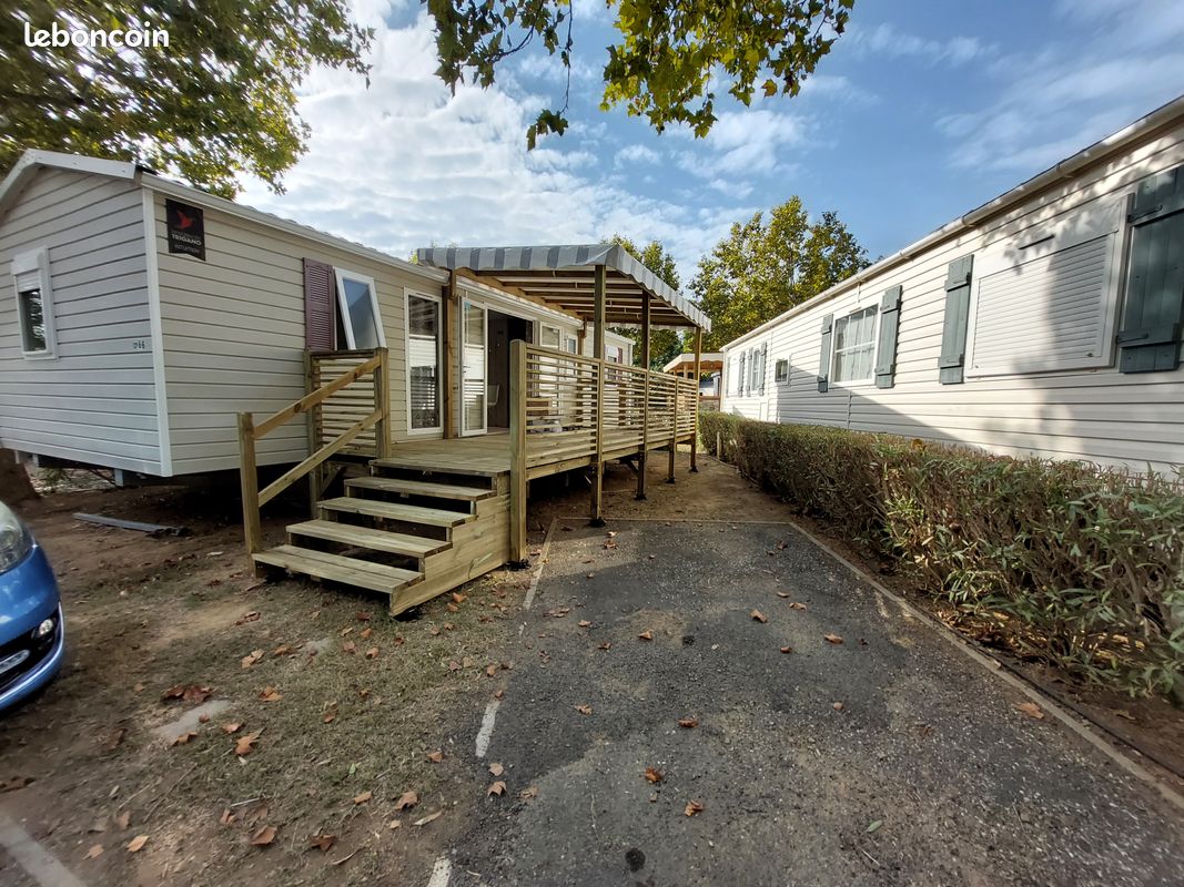 Mobilhome dans camping (image 9)