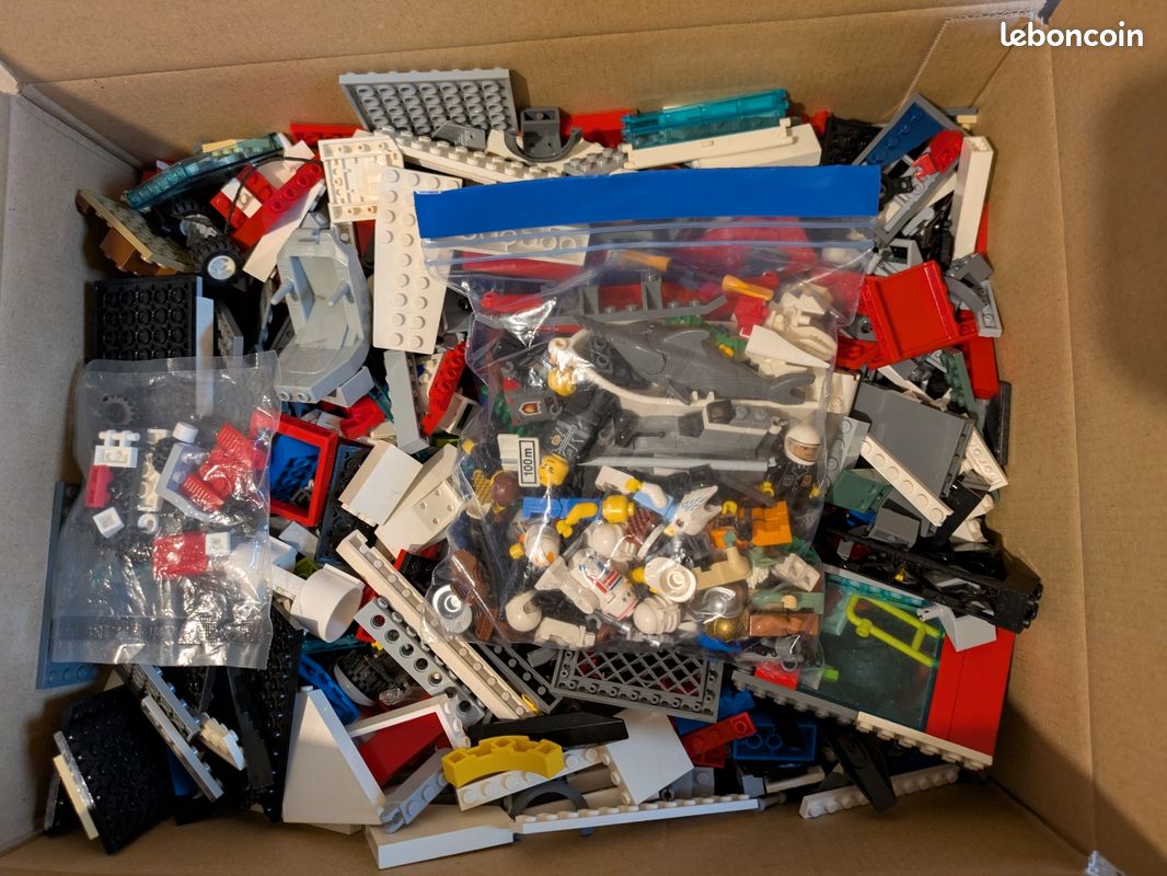 Lego Stars Wars / Pirates / Police (image 14)