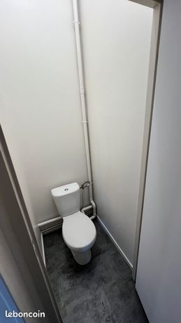 https://img.leboncoin.fr/api/v1/lbcpb1/images/e8/76/48/e8764817174871dc760a46636325661893ccdbe5.jpg?rule=ad-image
