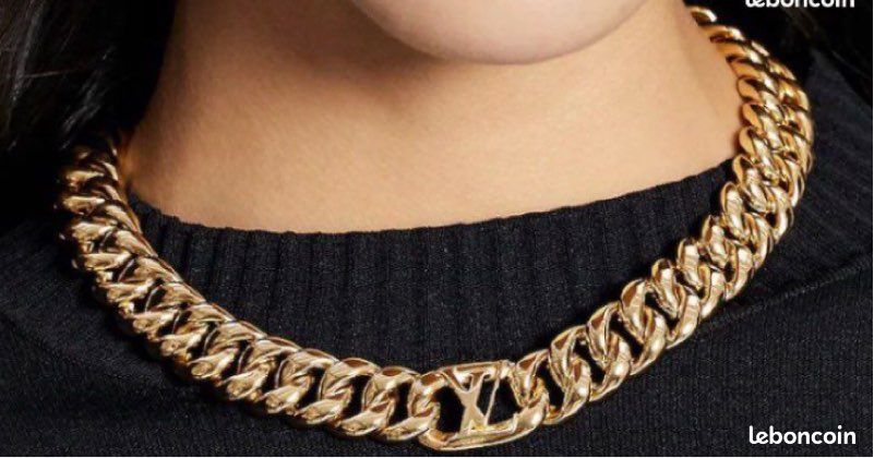 Collier et Boucles d’oreilles Louis Vuitton « Get Dressed » (image 2)