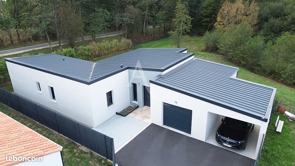 Maison 5 pièces 105 m² · à La Genétouze · 105 m² · 326 000 €