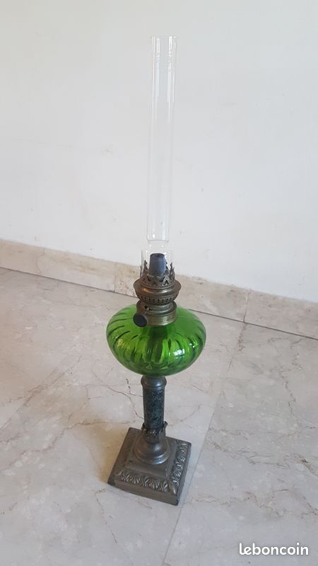 Lampe à pétrole (image 1)