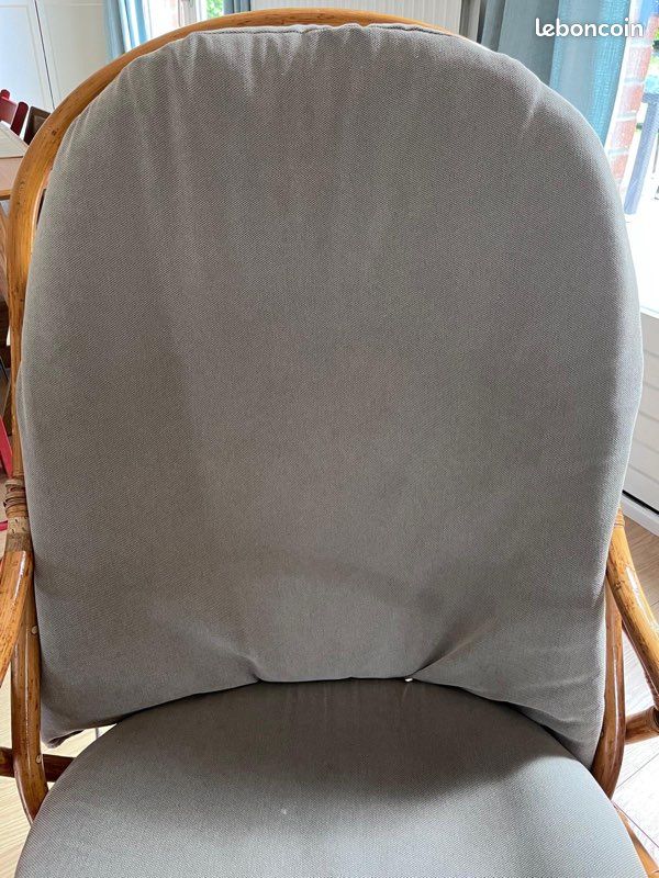 Fauteuil en rotin (image 3)