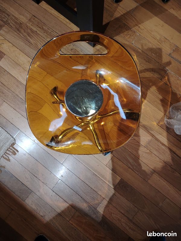 4Tabourets roulants (image 1)