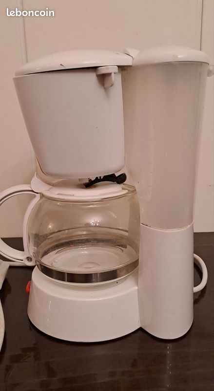 Cafetière filtre (image 1)
