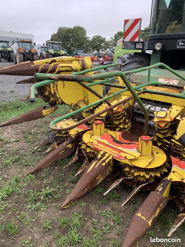 John Deere 6910 (image 10)