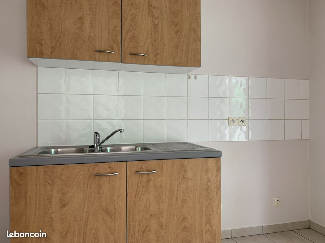 Appartement 2 pièces 46 m² - Bordeaux 33000 (image principale 2)
