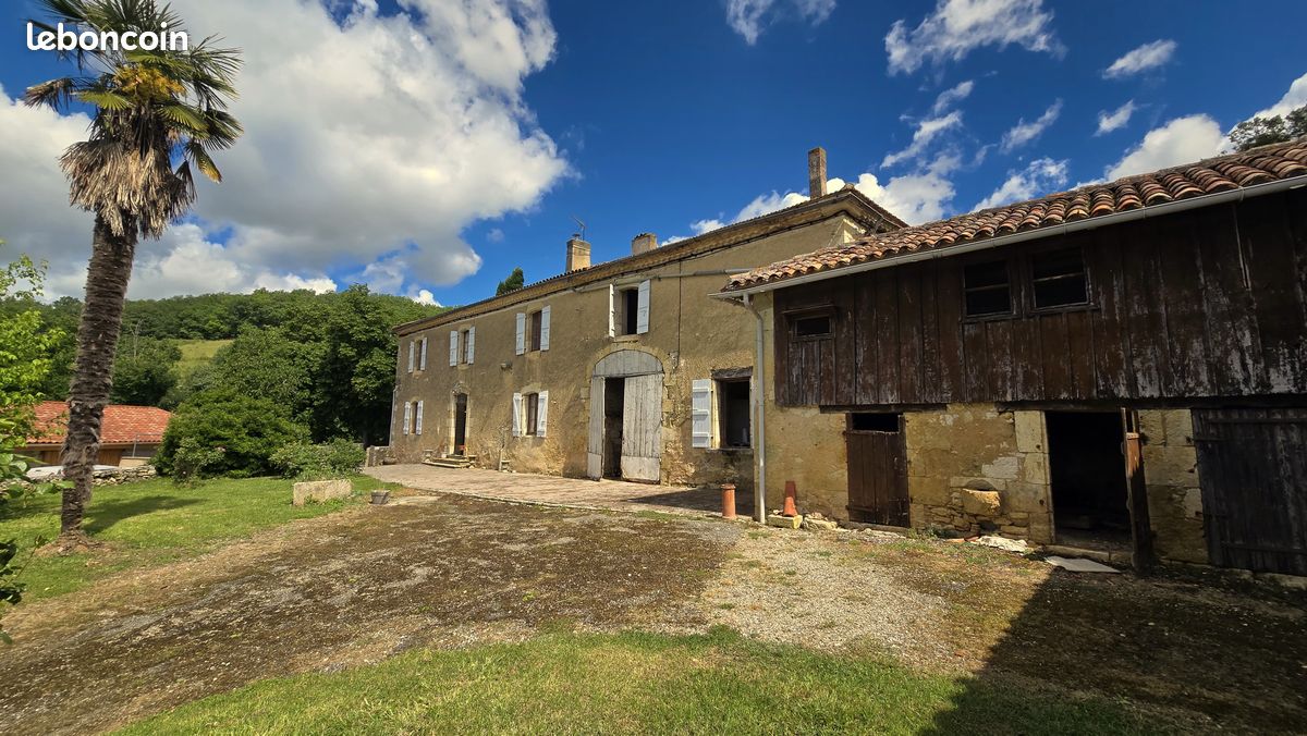 Maison 6 pièces 175 m² · à Antras · 175 m² · 220 000 €