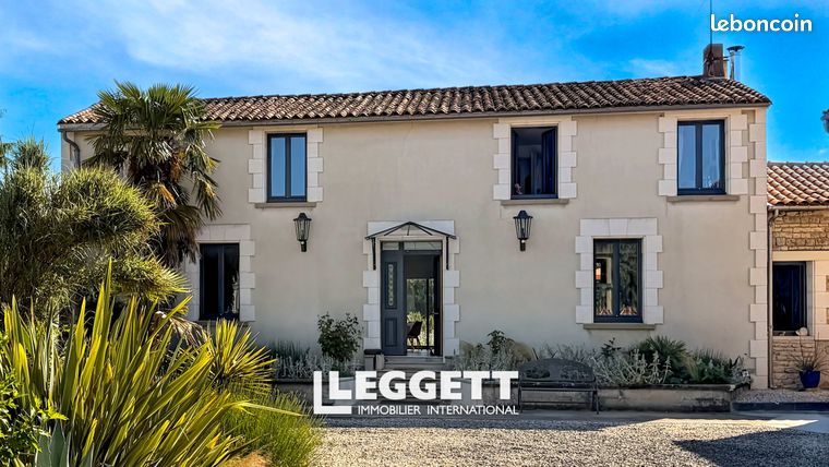 Maison 5 pièces 225 m²
