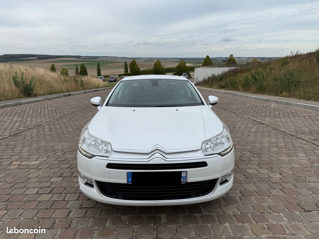 Citroen c5 exclusive 2.0 hdi 163cv annee 2013 (image 3)