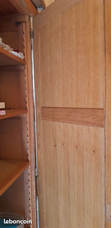 Petite armoire en bois (image 2)