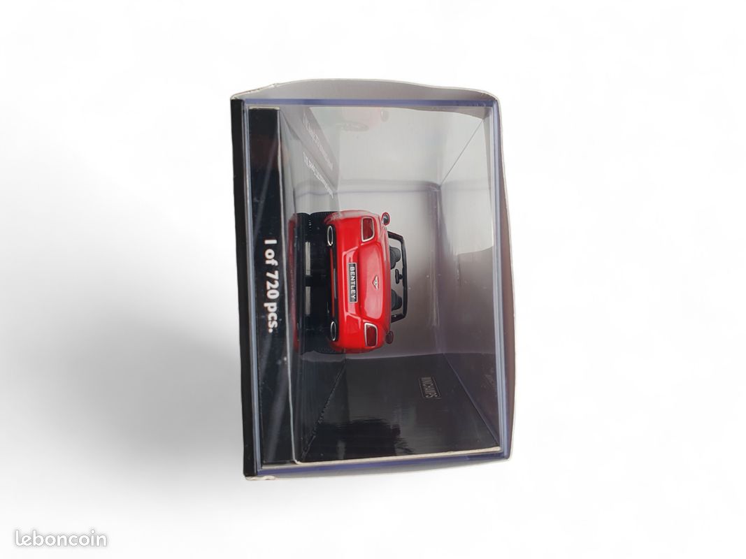 MINICHAMPS BENTLEY CONTINENTAL GTC SPEED CONVERTIBLE ST.JAMES RED