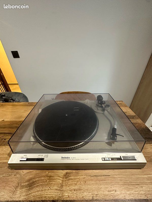 PLATINE VINYLE TECHNICS SL-QD22 , direct drive automatic turntable system EUR 25,00 - FR