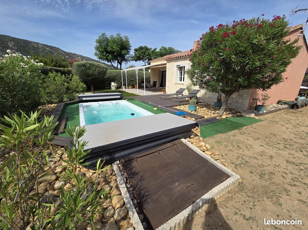 Maison 3 pièces 82 m² · à Maubec · 82 m² · 350 000 €