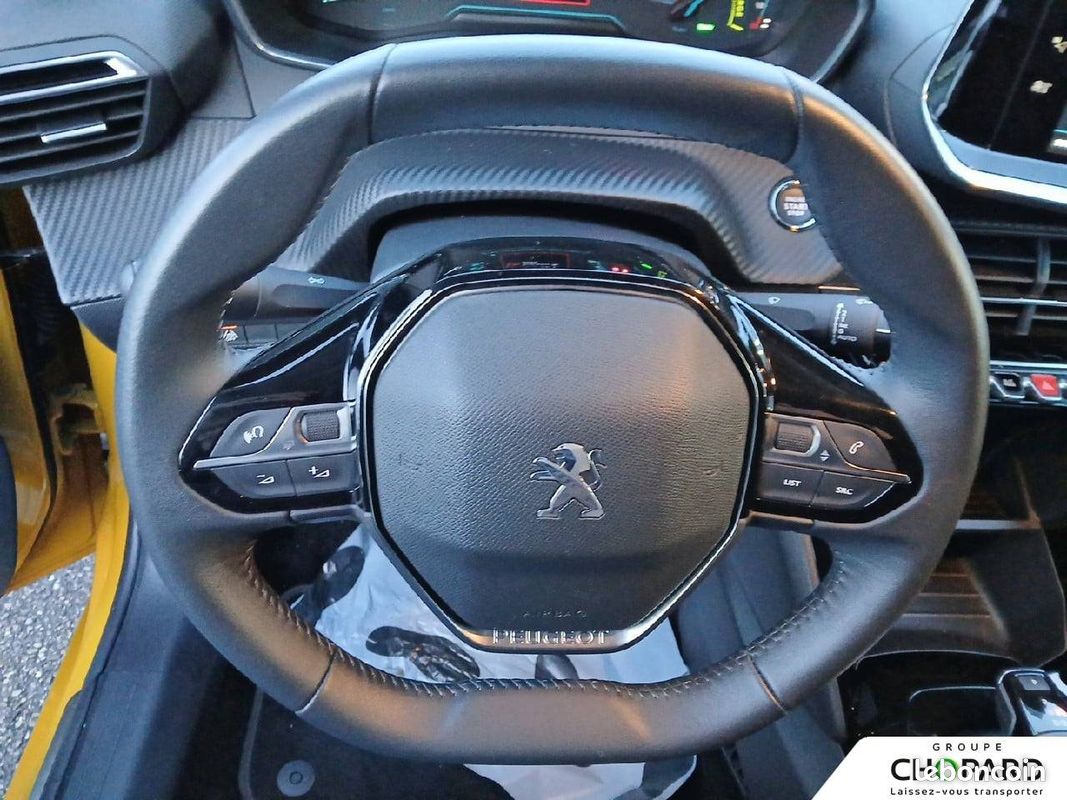 PEUGEOT 208 Electrique 50 kWh 136ch Style (image 12)